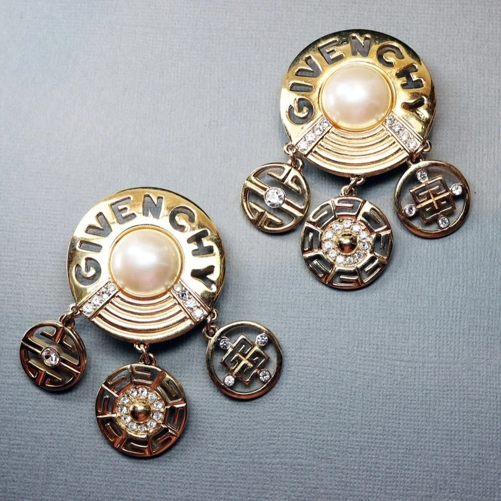 ⚜️ Vintage GIVENCHY LOGO Pearl & Crystal Earrings